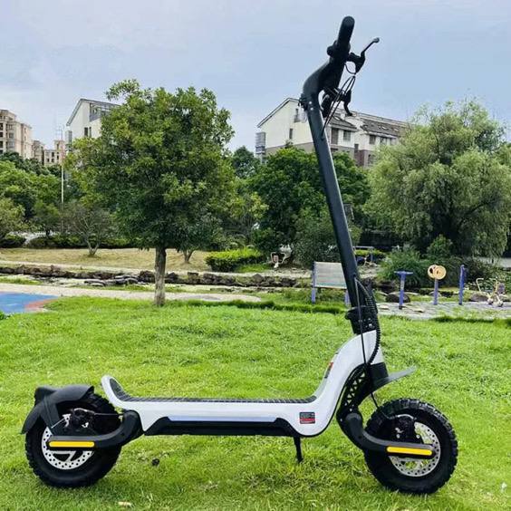 Side profile of Hypeflow x1 highlighting compact frame